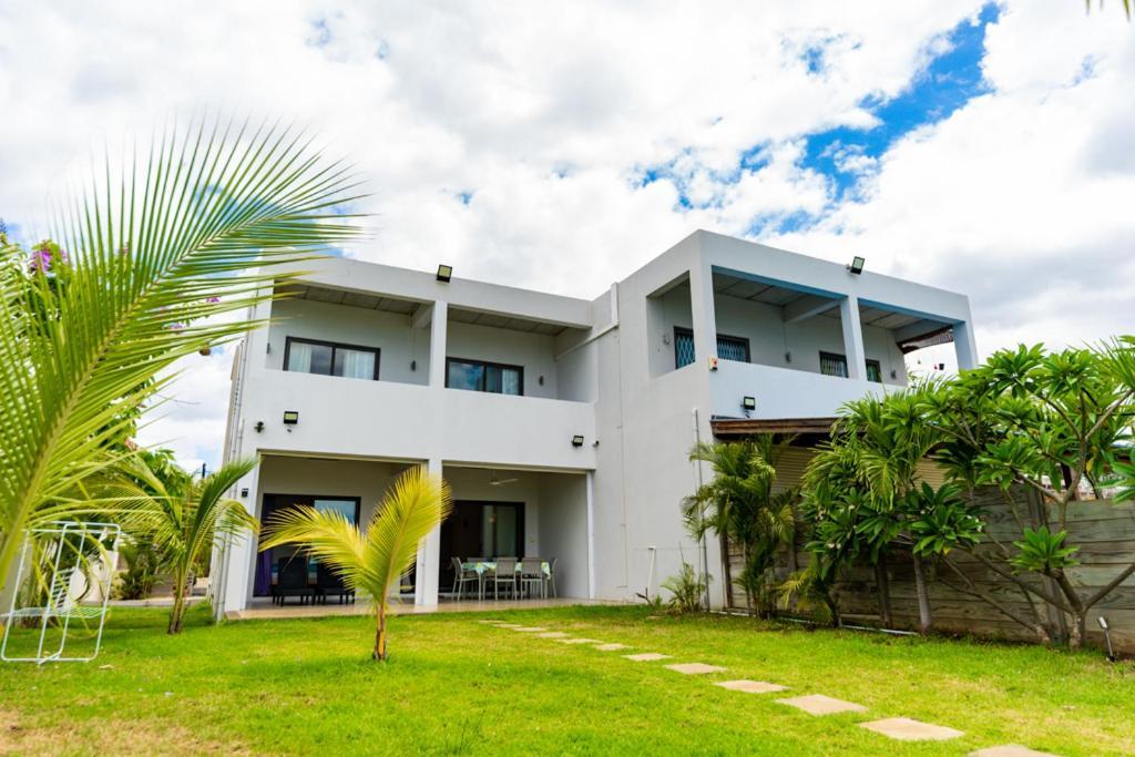 Stella Marris Beachfront Villa Pointe aux Sable Εξωτερικό φωτογραφία
